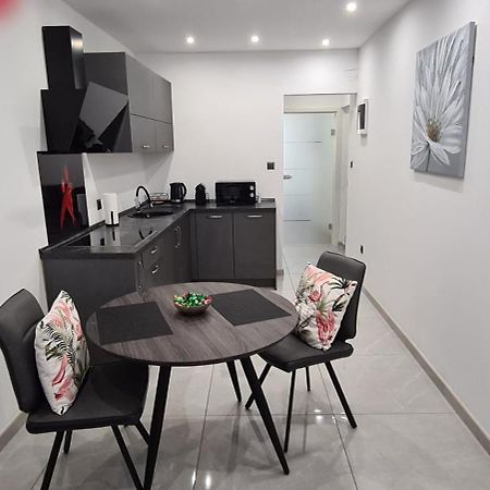 Apartman Julija 1 리예카 외부 사진