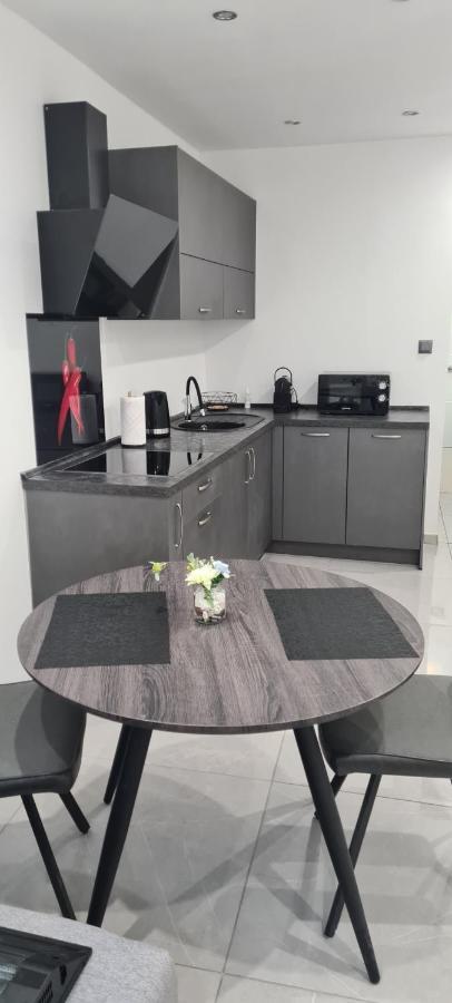 Apartman Julija 1 리예카 외부 사진